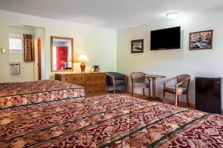 Room 14 of 26