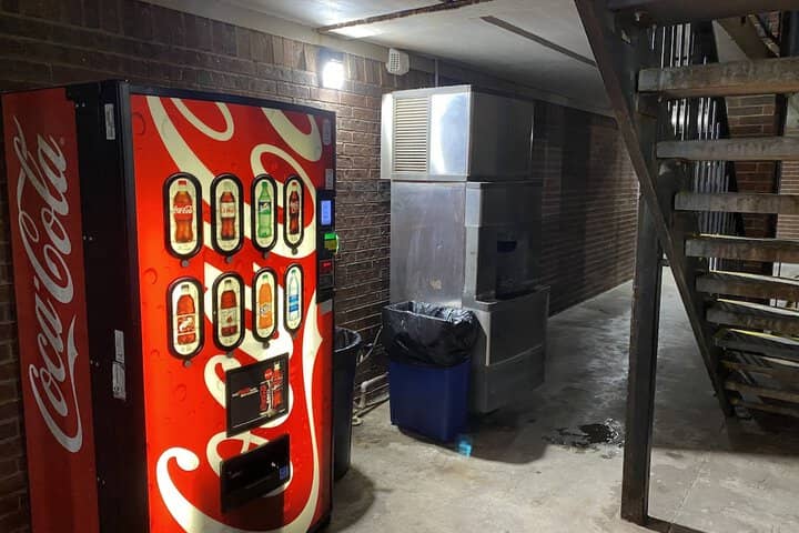 Vending machine
